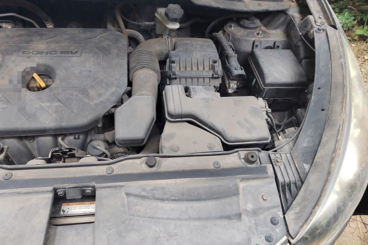 Used Hyundai ix35 2012 2.0L Manual Two-Wheel Drive New Edition GL Engine Bay Left