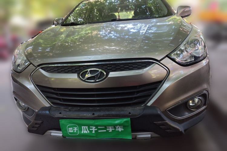 Used Hyundai ix35 2012 2.0L Automatic Two-Wheel Drive New Edition GL Front