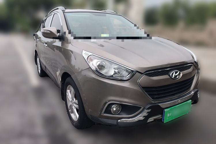 Used Hyundai ix35 2012 2.0L Automatic Two-Wheel Drive Elite Edition GLS Front Right 45 Deg