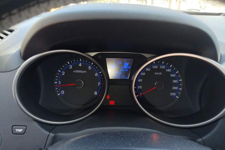 Used Hyundai ix35 2012 2.0L Automatic Two-Wheel Drive New Edition GL Instrument Cluster