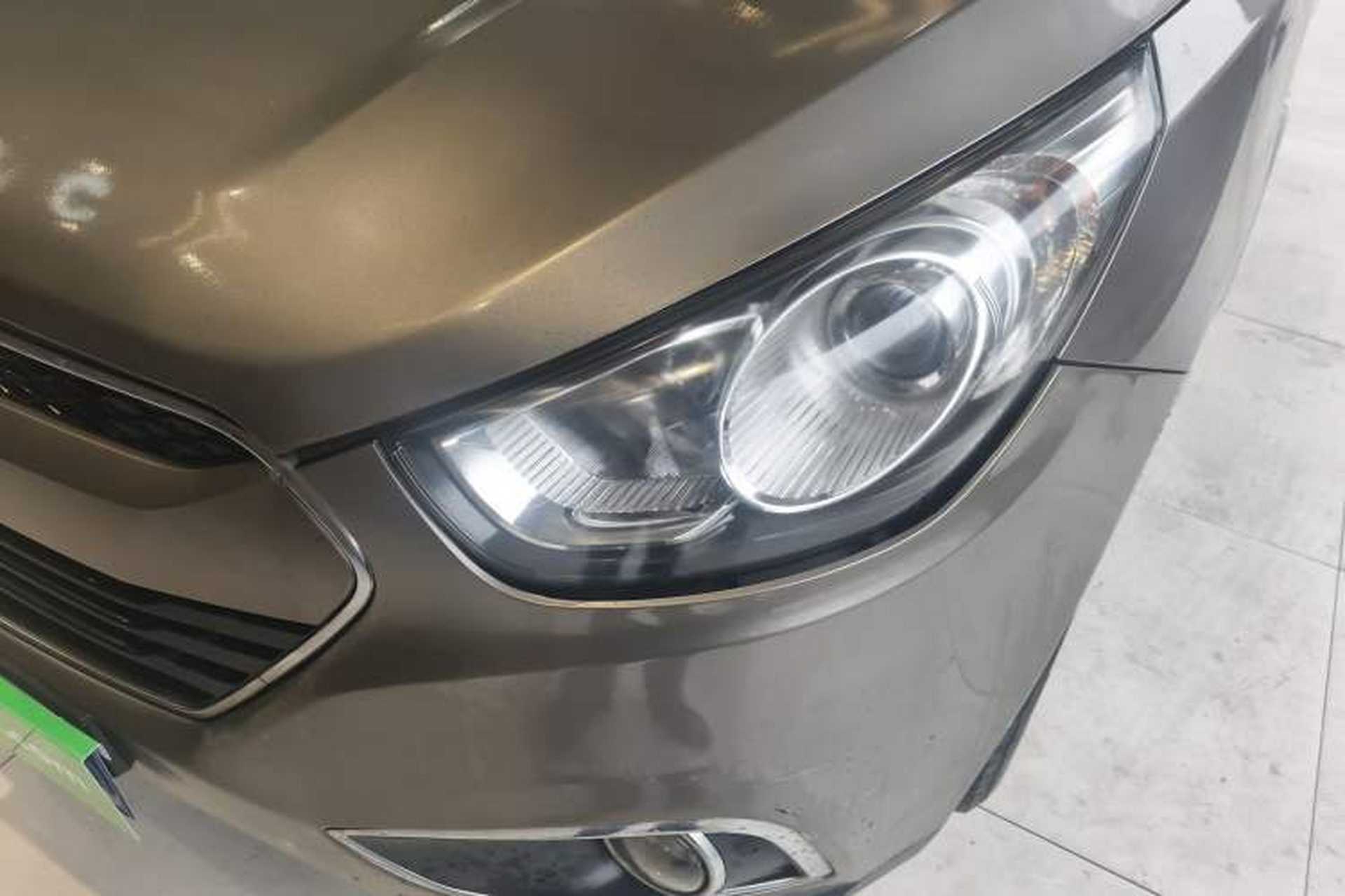 Used Hyundai ix35 2012 2.0L Automatic Two-Wheel Drive Elite Edition GLS Left Front Headlight