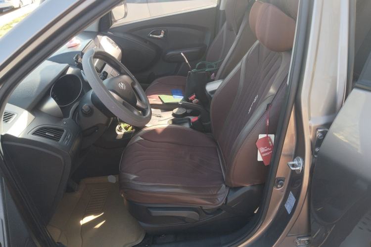 Used Hyundai ix35 2012 2.0L Automatic Two-Wheel Drive New Edition GL Left Front Seat