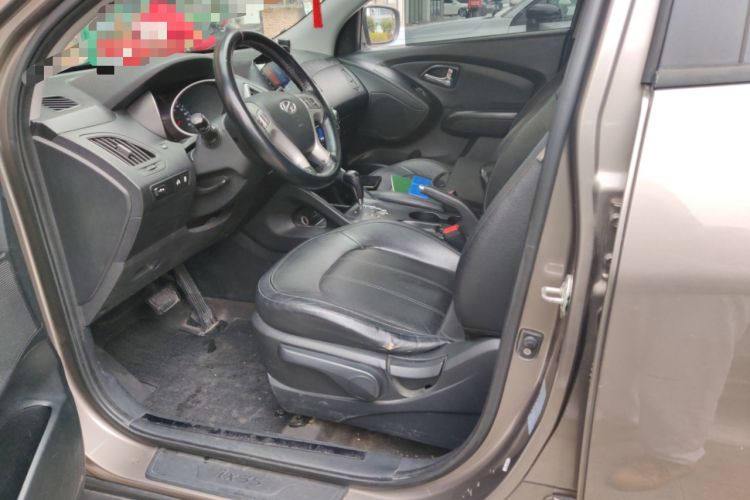 Used Hyundai ix35 2012 2.0L Automatic Two-Wheel Drive Elite Edition GLS Left Front Seat