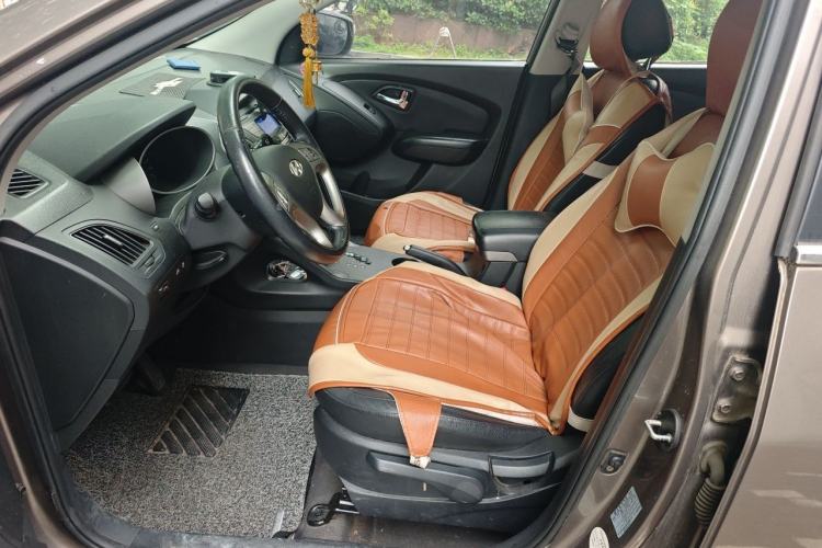 Used Hyundai ix35 2012 2.0L Automatic Two-Wheel Drive Elite Edition GLS Left Front Seat