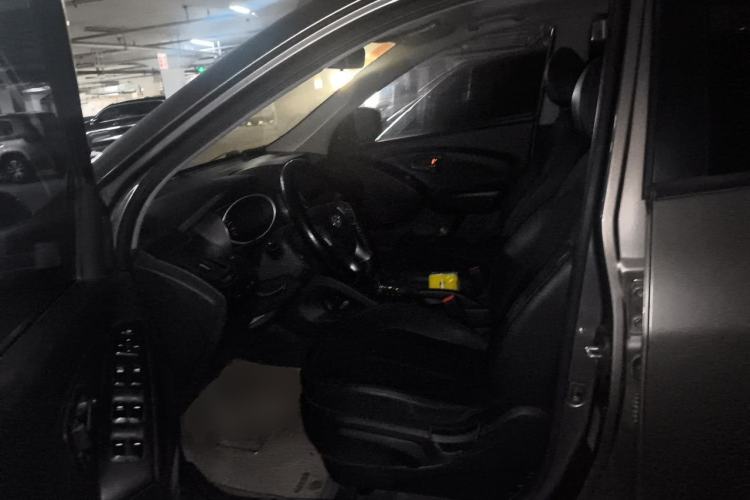 Used Hyundai ix35 2012 2.0L Automatic Two-Wheel Drive Elite Edition GLS Left Front Seat