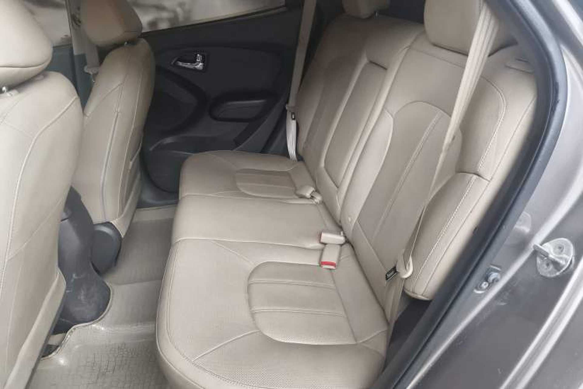 Used Hyundai ix35 2012 2.0L Automatic Two-Wheel Drive Elite Edition GLS Left Rear Seat