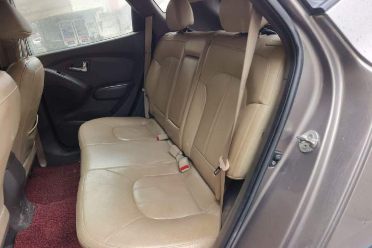 Used Hyundai ix35 2012 2.0L Automatic Two-Wheel Drive Elite Edition GLS Left Rear Seat