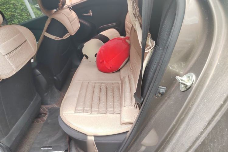 Used Hyundai ix35 2012 2.0L Manual Two-Wheel Drive New Edition GL Left Rear Seat