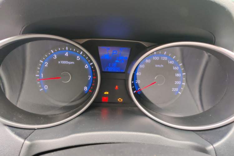 Used Hyundai ix35 2012 2.0L Automatic Two-Wheel Drive Elite Edition GLS Odometer Close Up