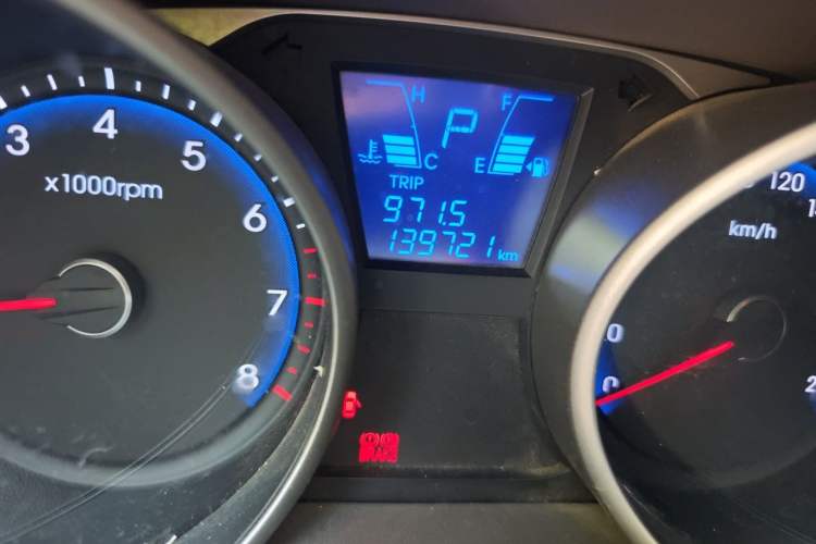 Used Hyundai ix35 2012 2.0L Automatic Two-Wheel Drive Elite Edition GLS Odometer Close Up