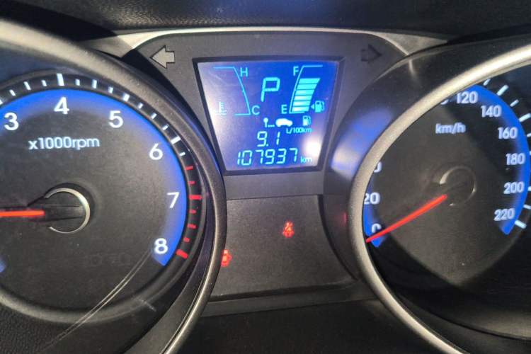 Used Hyundai ix35 2012 2.0L Automatic Two-Wheel Drive Elite Edition GLS Odometer Close Up