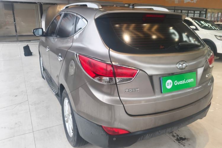 Used Hyundai ix35 2012 2.0L Automatic Two-Wheel Drive Elite Edition GLS Rear Left 45 Deg