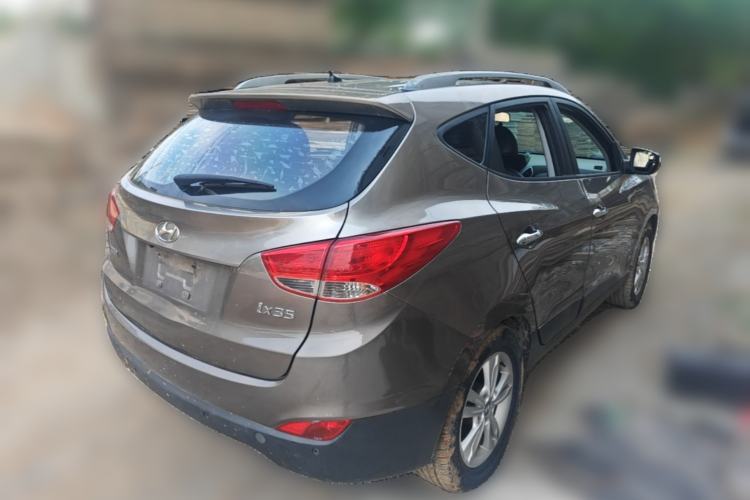 Used Hyundai ix35 2012 2.0L Automatic Two-Wheel Drive Elite Edition GLS Rear Right 45 Deg