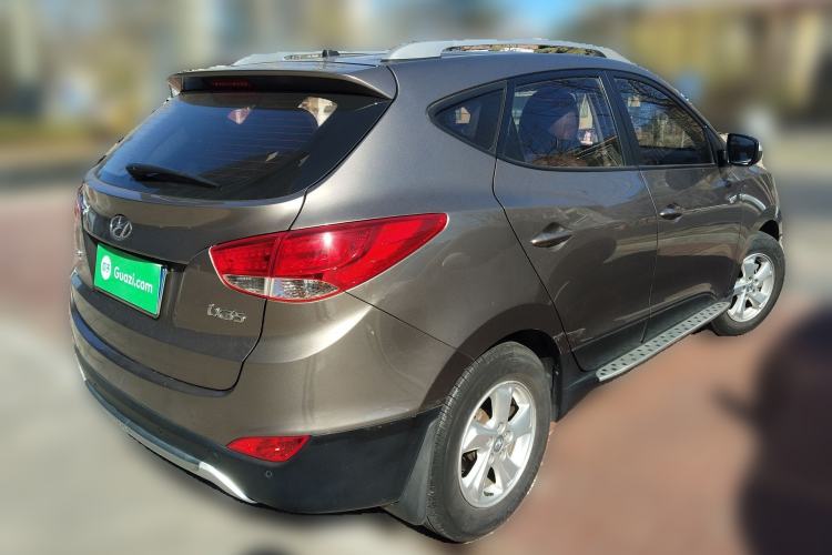 Used Hyundai ix35 2012 2.0L Automatic Two-Wheel Drive New Edition GL Rear Right 45 Deg
