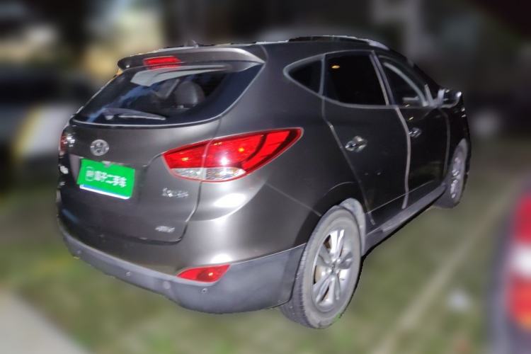 Used Hyundai ix35 2012 2.0L Automatic 4x4 Prestige Edition GLS Rear Right 45 Deg