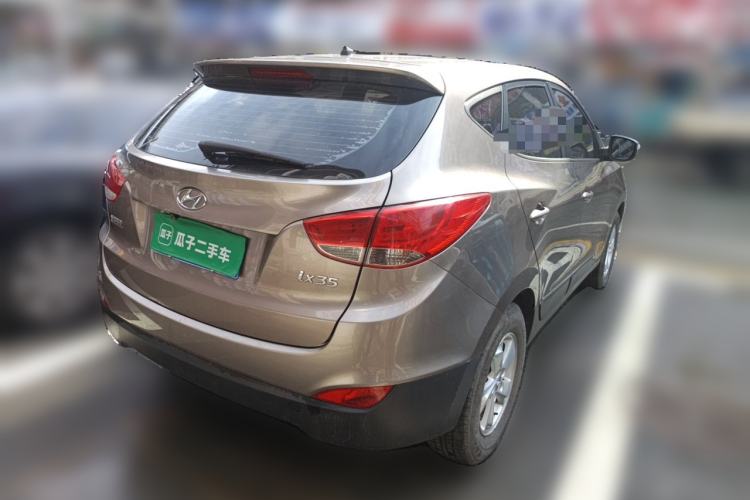 Used Hyundai ix35 2012 2.0L Manual Two-Wheel Drive New Edition GL Rear Right 45 Deg