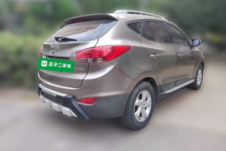 Used Hyundai ix35 2012 2.0L Manual Two-Wheel Drive New Edition GL Rear Right 45 Deg