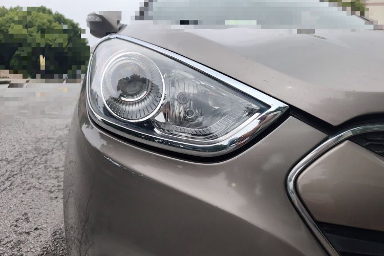 Used Hyundai ix35 2012 2.0L Automatic Two-Wheel Drive Elite Edition GLS Right Front Headlight