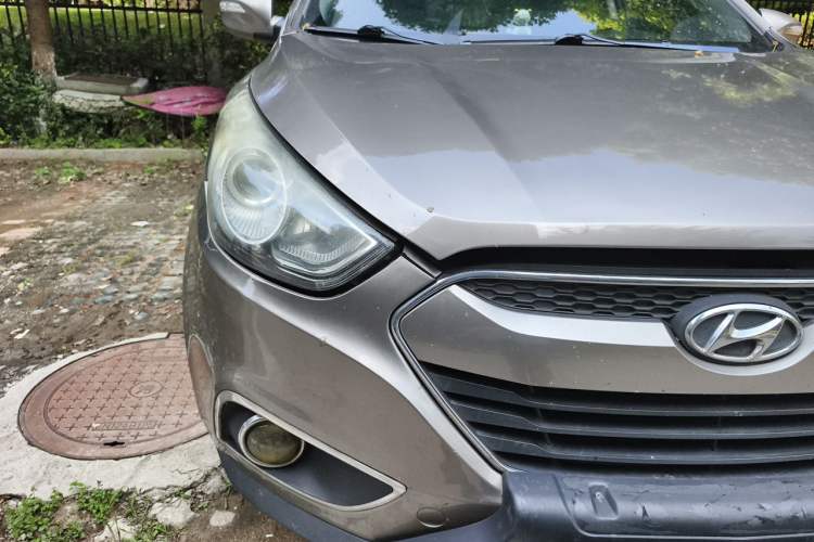 Used Hyundai ix35 2012 2.0L Automatic Two-Wheel Drive Elite Edition GLS Right Front Headlight