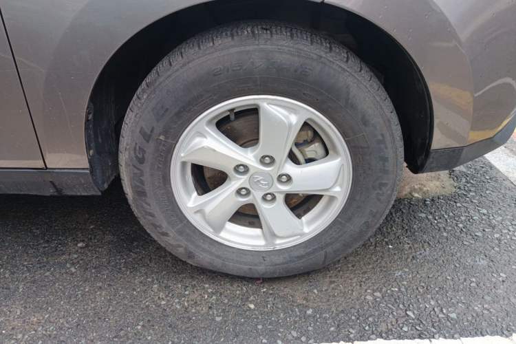 Used Hyundai ix35 2012 2.0L Manual Two-Wheel Drive New Edition GL Right Front Wheel Hub