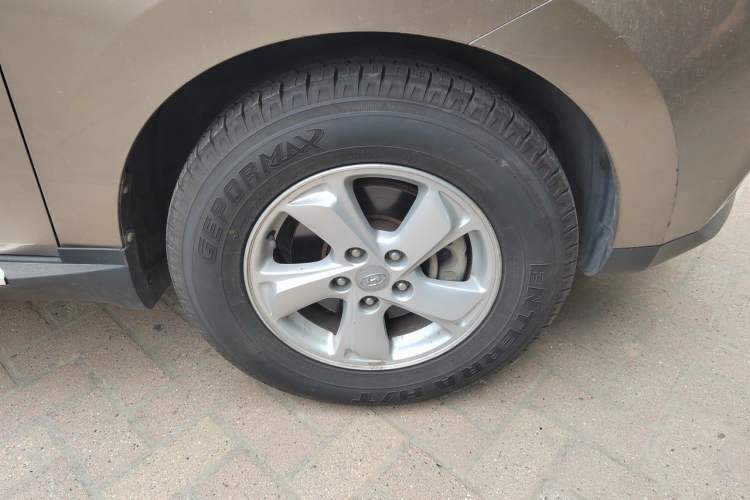 Used Hyundai ix35 2012 2.0L Manual Two-Wheel Drive New Edition GL Right Front Wheel Hub