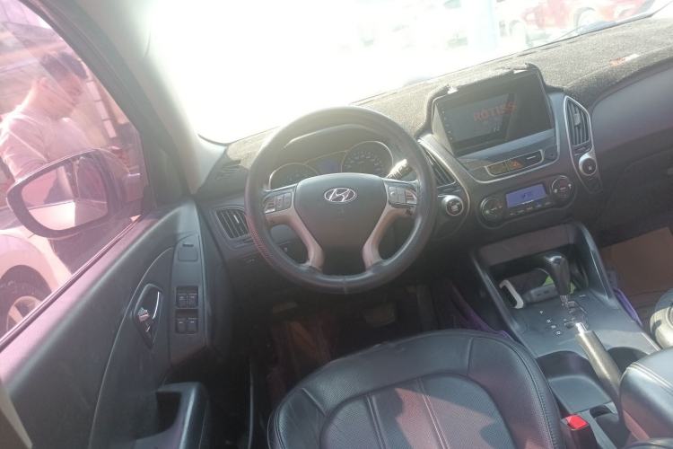 Used Hyundai ix35 2012 2.0L Automatic Two-Wheel Drive Elite Edition GLS Steering Wheel
