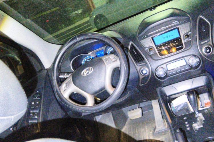 Used Hyundai ix35 2012 2.0L Automatic Two-Wheel Drive Elite Edition GLS Steering Wheel