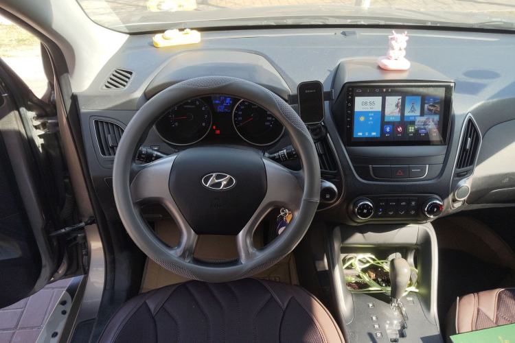 Used Hyundai ix35 2012 2.0L Automatic Two-Wheel Drive New Edition GL Steering Wheel