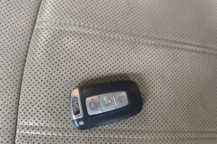 Used Hyundai ix35 2012 2.0L Automatic Two-Wheel Drive Elite Edition GLS Vehicle Key