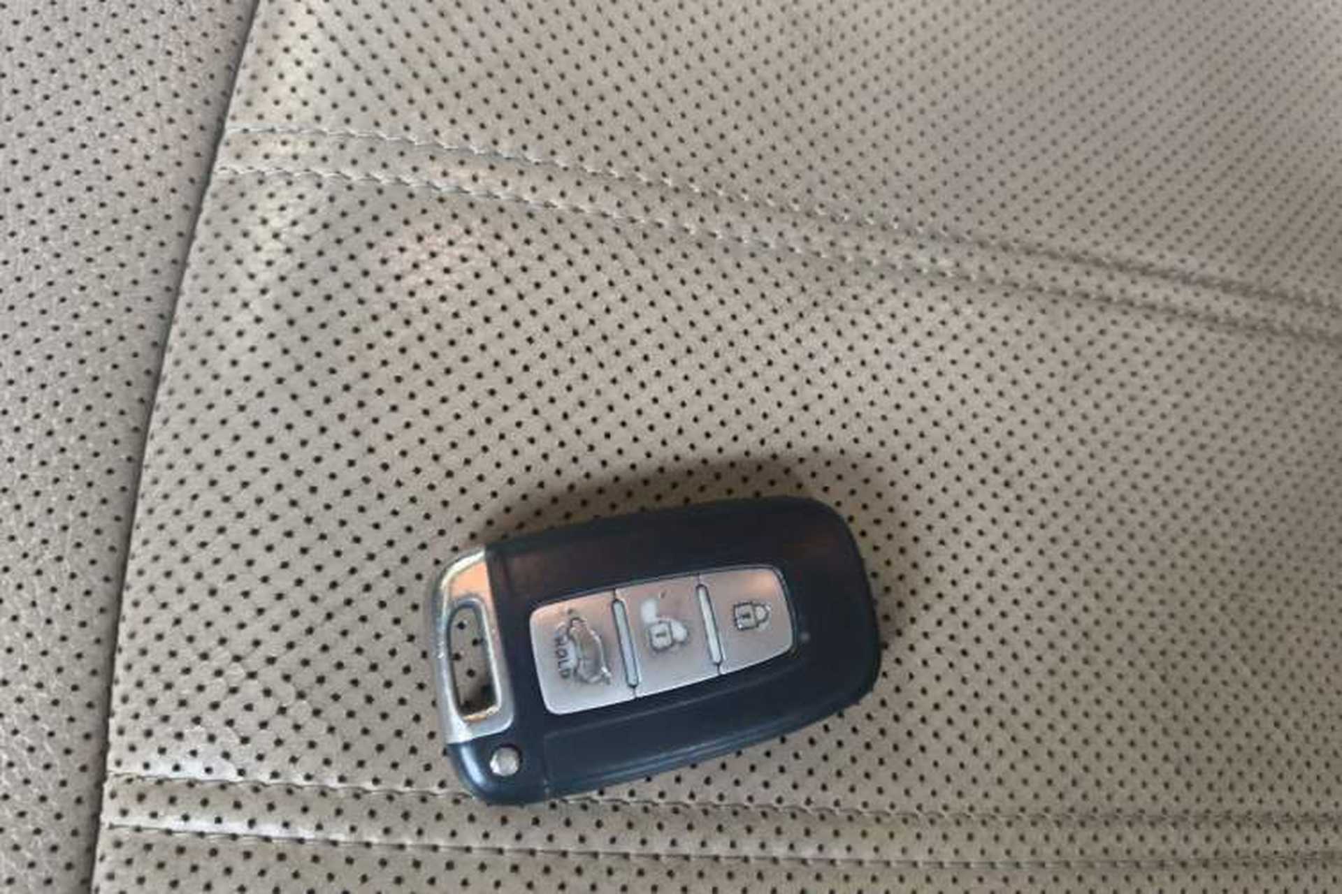 Used Hyundai ix35 2012 2.0L Automatic Two-Wheel Drive Elite Edition GLS Vehicle Key