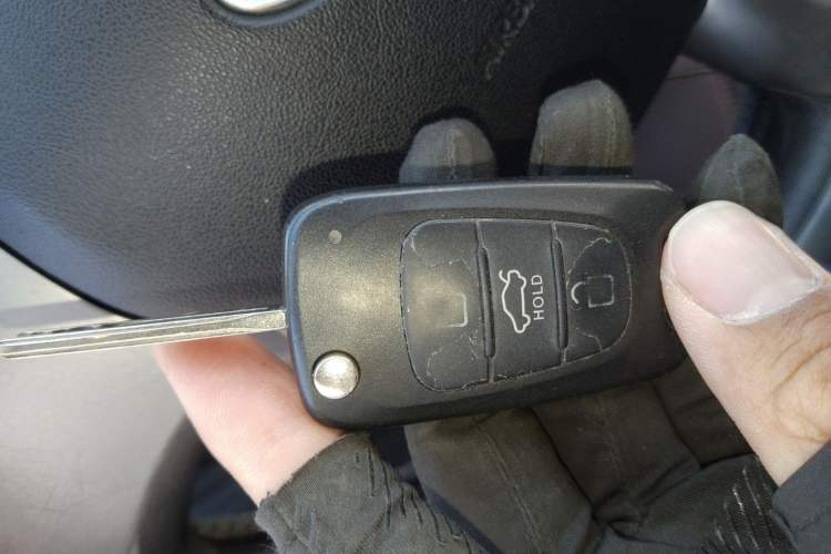Used Hyundai ix35 2012 2.0L Automatic Two-Wheel Drive New Edition GL Vehicle Key