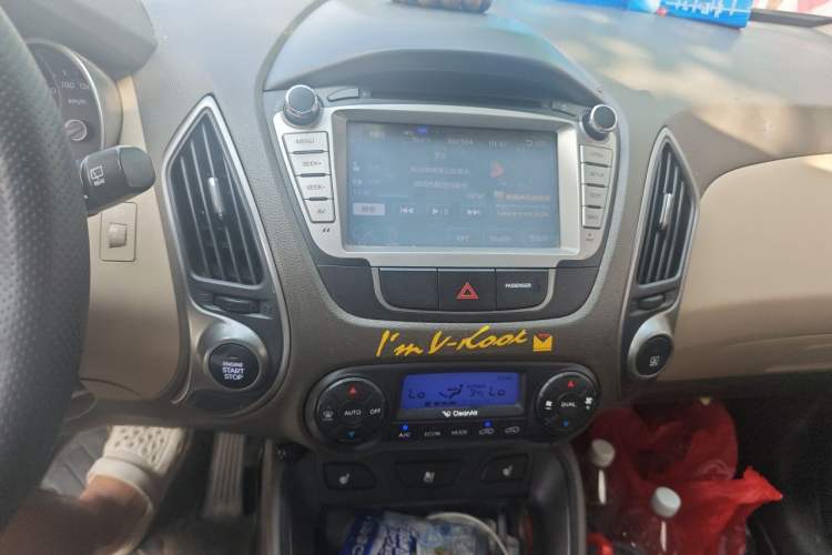 Used Hyundai ix35 2013 2.0L Automatic Two-Wheel Drive Smart GLS China IV Standard Audio And AC Panel