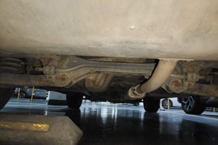 Used Hyundai ix35 2013 2.0L Automatic Two-Wheel Drive Smart GLS China IV Standard Chassis Rear