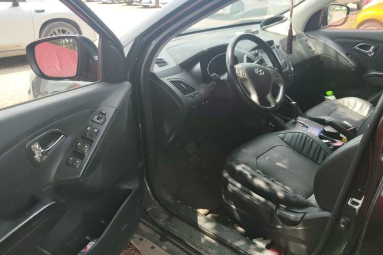 Used Hyundai ix35 2013 2.0L Automatic Two-Wheel Drive Smart GLS China IV Standard Driver Seat
