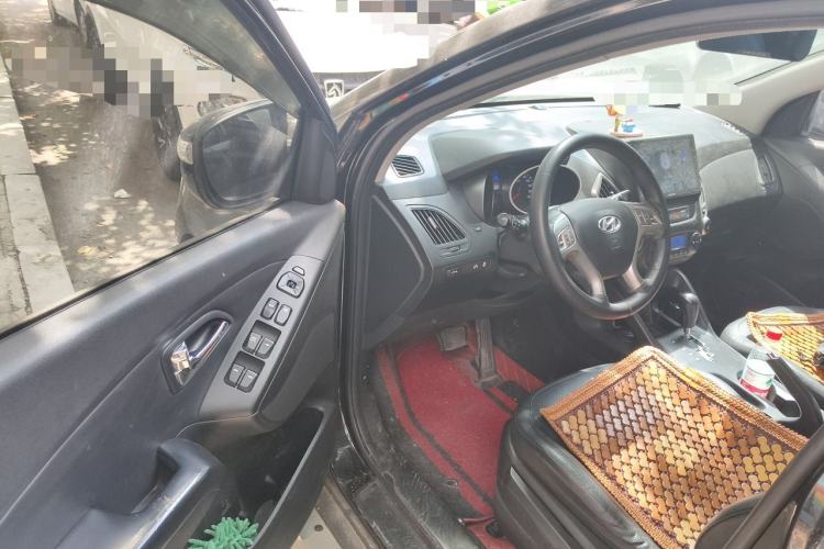Used Hyundai ix35 2013 2.0L Automatic Two-Wheel Drive Smart GLS China IV Standard Driver Seat