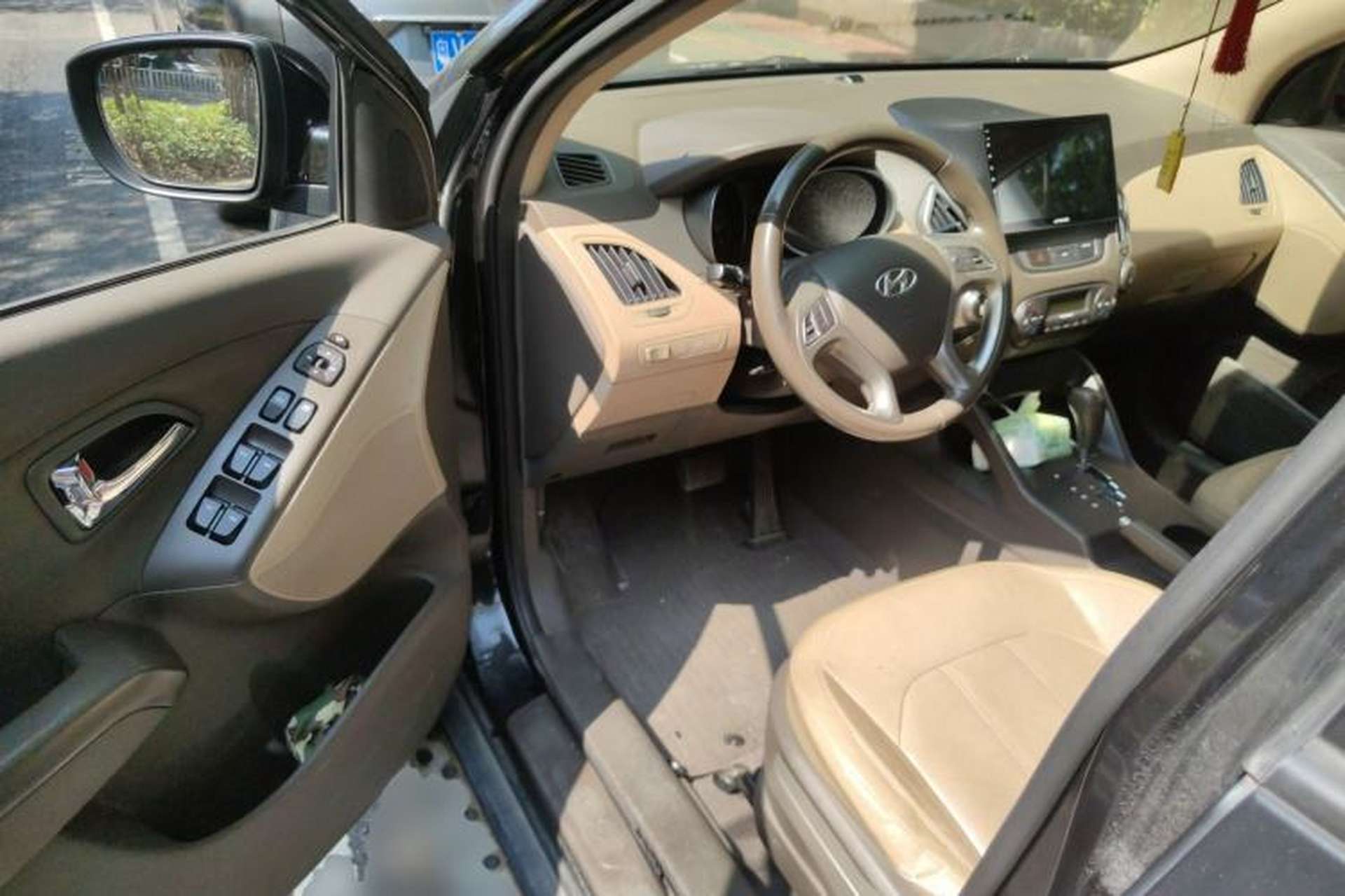 Used Hyundai ix35 2013 2.0L Automatic 4x4 Intelligent GLS China IV Standard Driver Seat