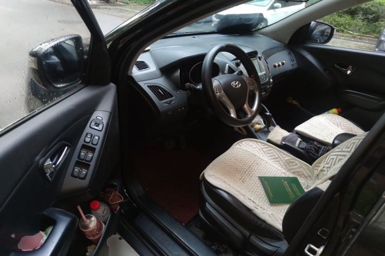 Used Hyundai ix35 2013 2.0L Automatic Two-Wheel Drive Smart GLS China IV Standard Driver Seat