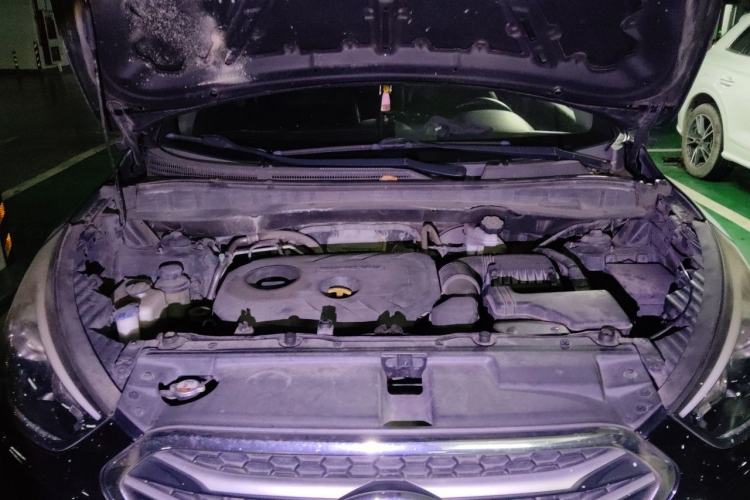 Used Hyundai ix35 2013 2.0L Automatic 2WD Comfort GL China IV Standard Engine Bay