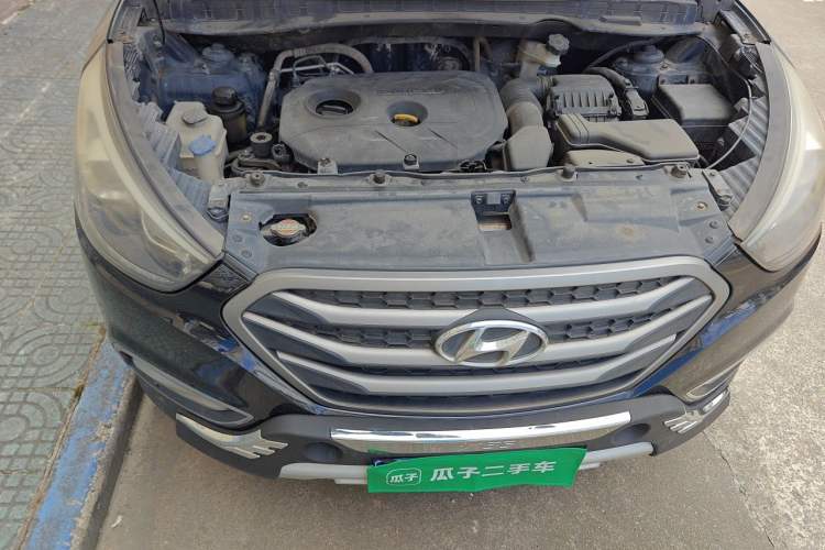Used Hyundai ix35 2013 2.0L Automatic 2WD Comfort GL China IV Standard Engine Bay