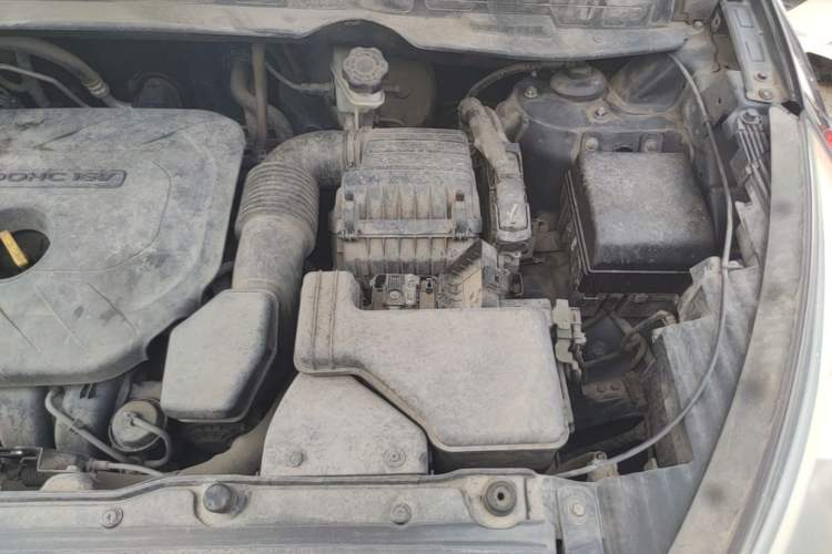 Used Hyundai ix35 2013 2.0L Automatic Two-Wheel Drive Smart GLS China V Standard Engine Bay Left