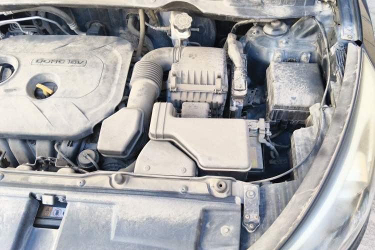 Used Hyundai ix35 2013 2.0L Automatic Two-Wheel Drive Smart GLS China IV Standard Engine Bay Left