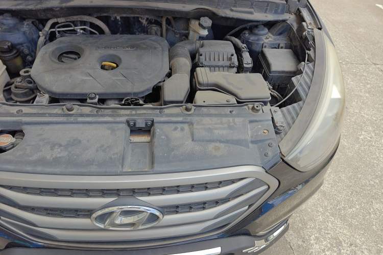 Used Hyundai ix35 2013 2.0L Automatic 2WD Comfort GL China IV Standard Engine Bay Left