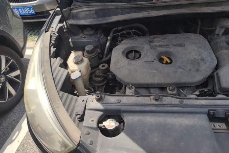 Used Hyundai ix35 2013 2.0L Automatic Two-Wheel Drive Smart GLS China V Standard Engine Bay Right