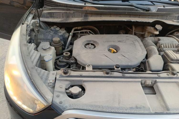 Used Hyundai ix35 2013 2.0L Automatic 2WD Comfort GL China IV Standard Engine Bay Right