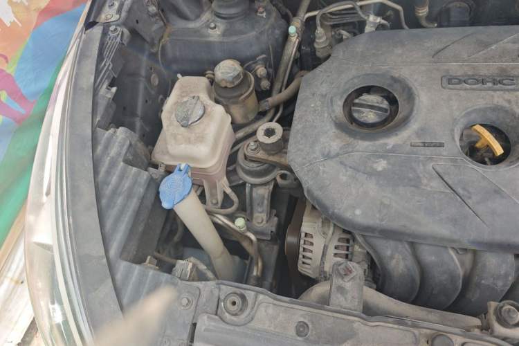 Used Hyundai ix35 2013 2.0L Automatic Two-Wheel Drive Smart GLS China IV Standard Engine Bay Right