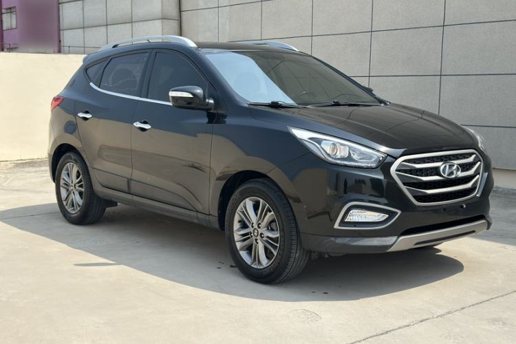 Used Hyundai ix35 2013 2.0L Automatic Two-Wheel Drive Smart GLS China IV Standard Exterior 8