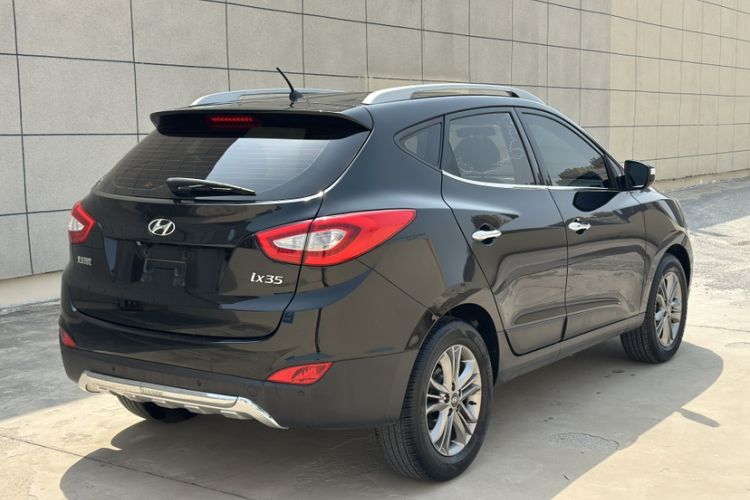 Used Hyundai ix35 2013 2.0L Automatic Two-Wheel Drive Smart GLS China IV Standard Exterior 9