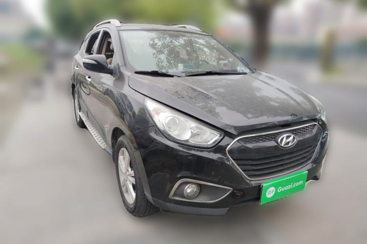 Used Hyundai ix35 2013 2.0L Automatic Two-Wheel Drive Smart GLS China IV Standard Front Right 45 Deg