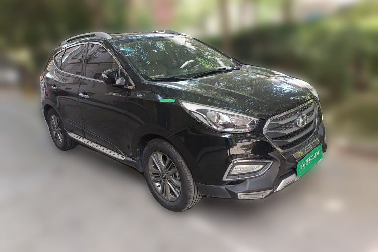 Used Hyundai ix35 2013 2.0L Automatic Two-Wheel Drive Smart GLS China IV Standard Front Right 45 Deg