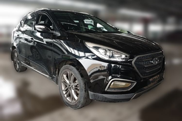 Used Hyundai ix35 2013 2.0L Automatic Two-Wheel Drive Smart GLS China IV Standard Front Right 45 Deg